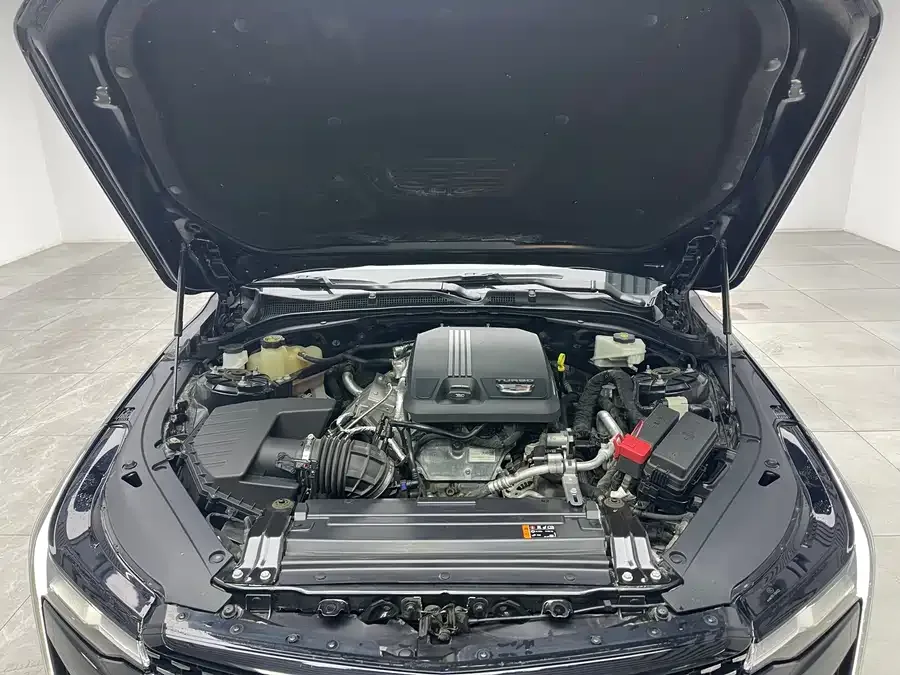 Cadillac CT4 2022 28T luxury model 2023 — миниатюра 3