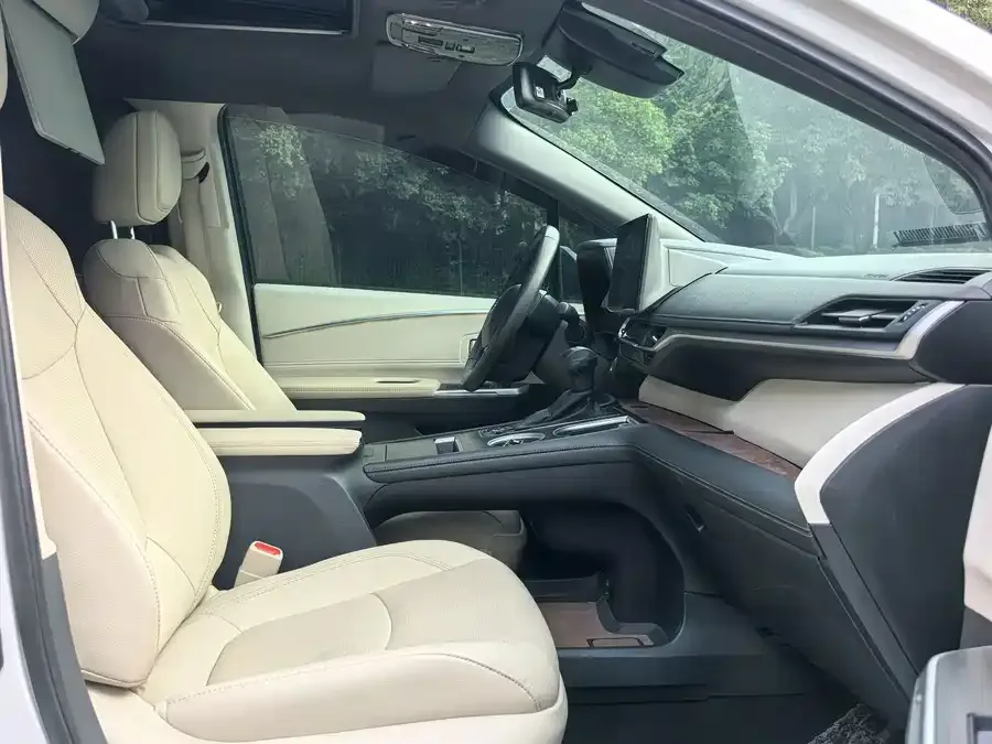 Toyota Sienna SIENNA 2021 2.5L Hybrid Supreme Edition 2022 — миниатюра 4