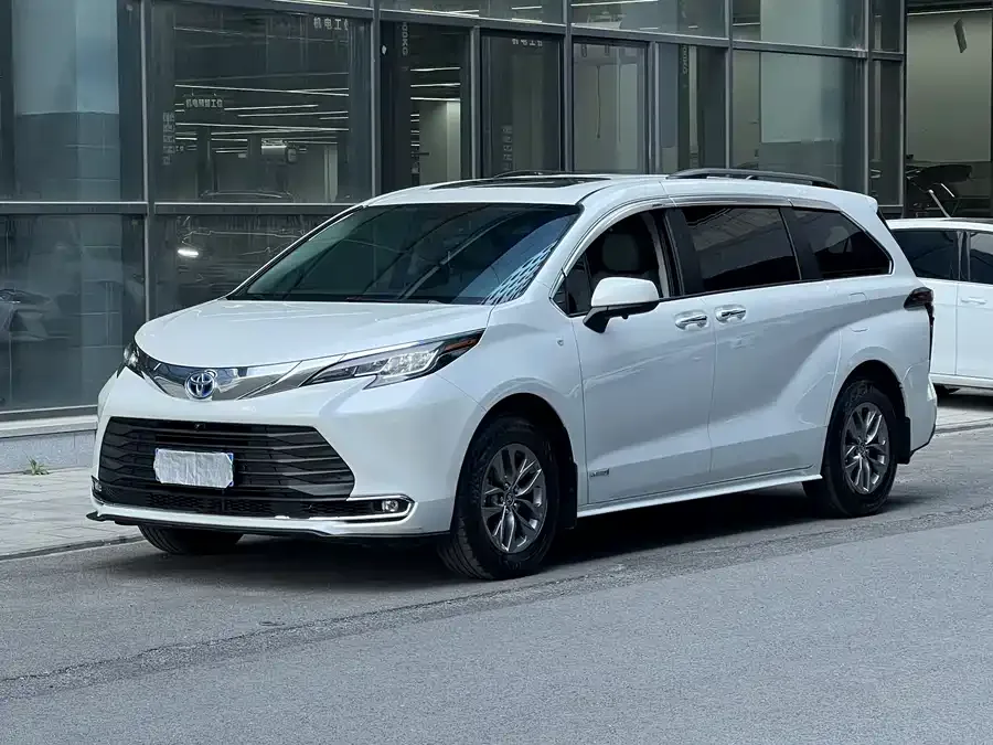 Toyota Sienna 2022