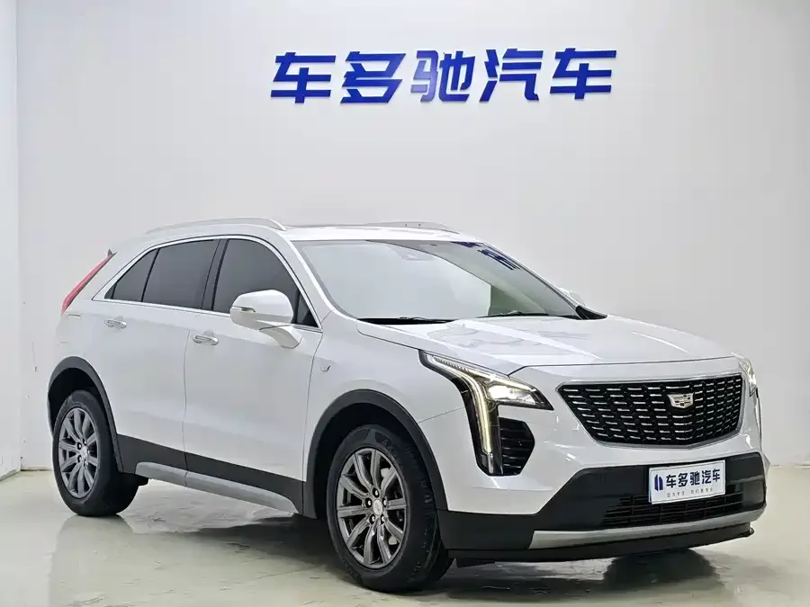 Cadillac XT4 2022 28T two-wheel drive fashion model 2022 — фото 1, купить с доставкой в Москву
