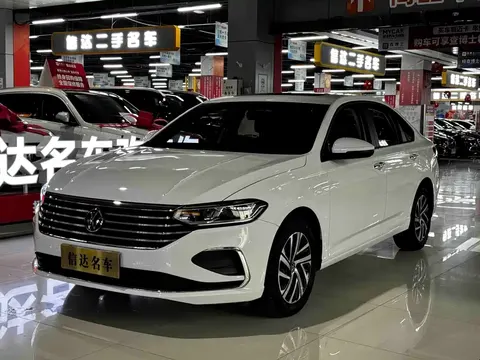 Volkswagen Lavida 2023 купить в Москве