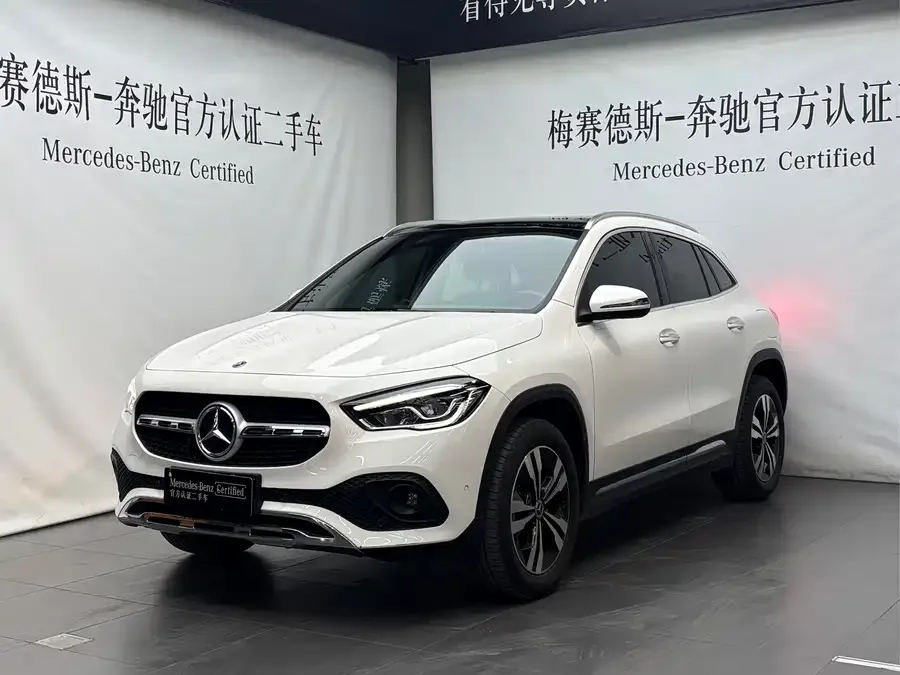 Mercedes-Benz GLA Mercedes-Benz GLA 2022 GLA 200 2022 — фото 1, купить с доставкой в Москву