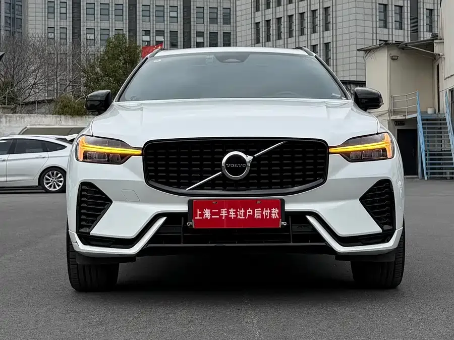 Volvo XC60 2022