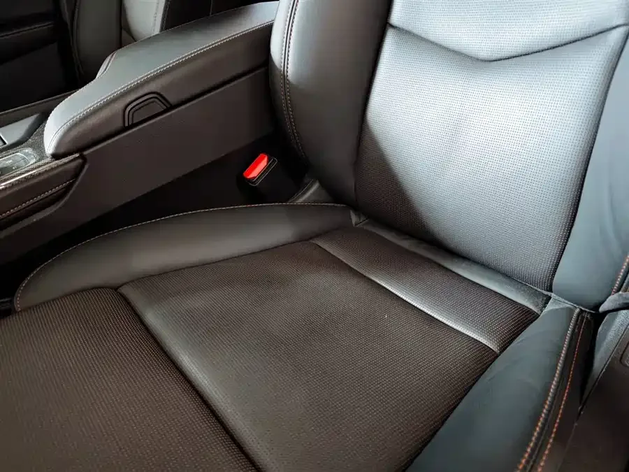 Cadillac CT5 2023 28T Platinum 2023 — миниатюра 5