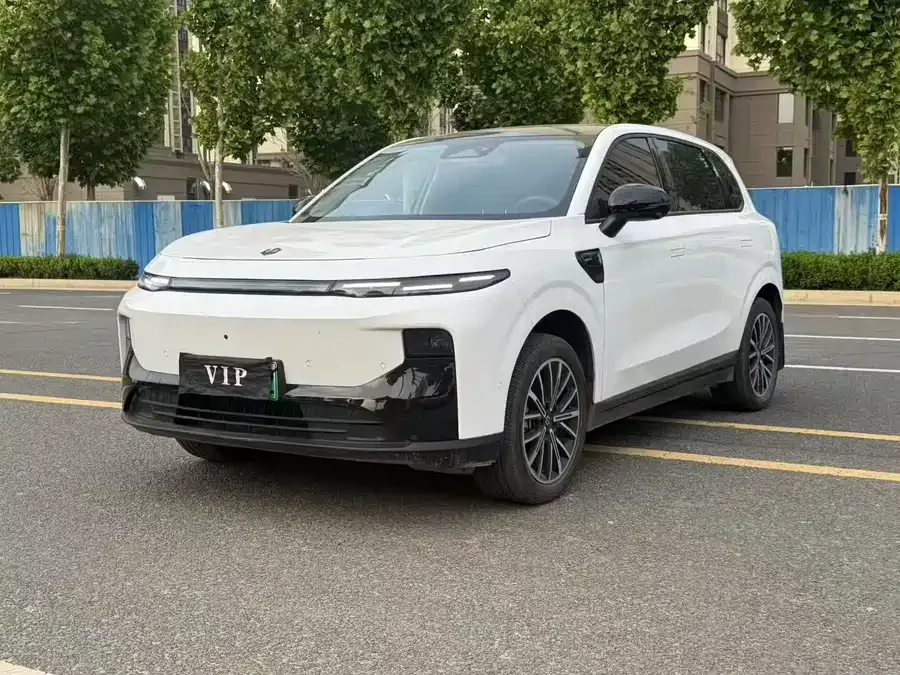Leapmotor B10 Leapmotor B10 2025 510 Enjoy Edition 2025 — фото 1, купить с доставкой в Москву