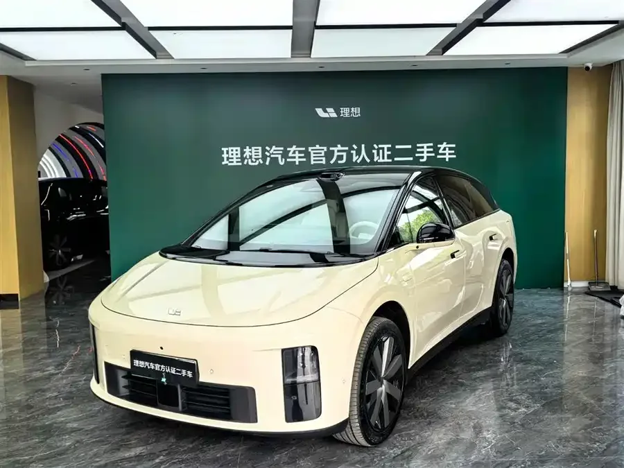 Li Auto i6 2025