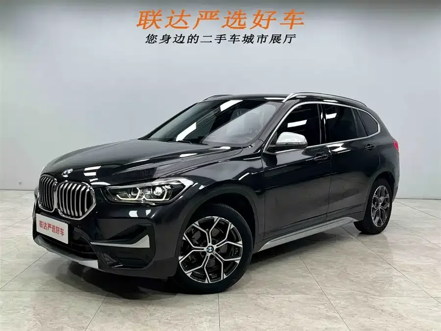 BMW X1 2021 sDrive20Li Exclusive Model 2022 — фото 1, купить с доставкой в Москву