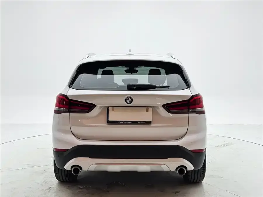 BMW X1 2022 sDrive20Li Fashion Edition 2022 — миниатюра 2