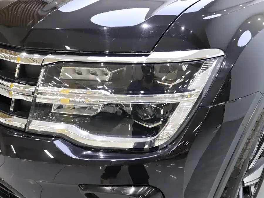 Volkswagen Teramont 2024 Touron 380TSI 4WD Luxury Edition 2024 — миниатюра 3