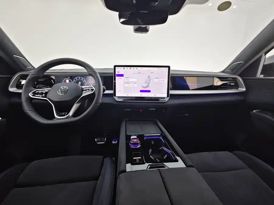Volkswagen Teramont 2025 Touron Pro 450TSI 4WD Summit Edition 2025 — миниатюра 3
