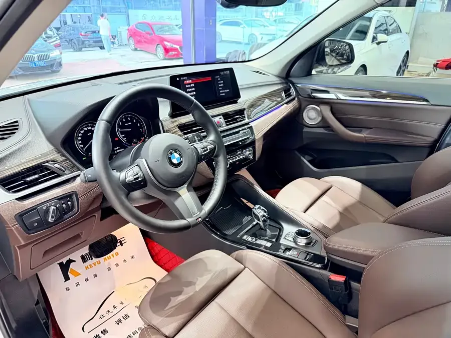 BMW X1 2022 xDrive25Li Exclusive Model 2022 — миниатюра 4