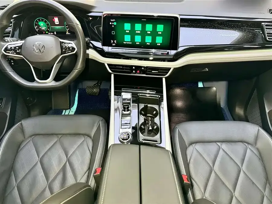 Volkswagen Teramont 2024 Touron 380TSI 4WD Luxury Edition 2024 — миниатюра 4