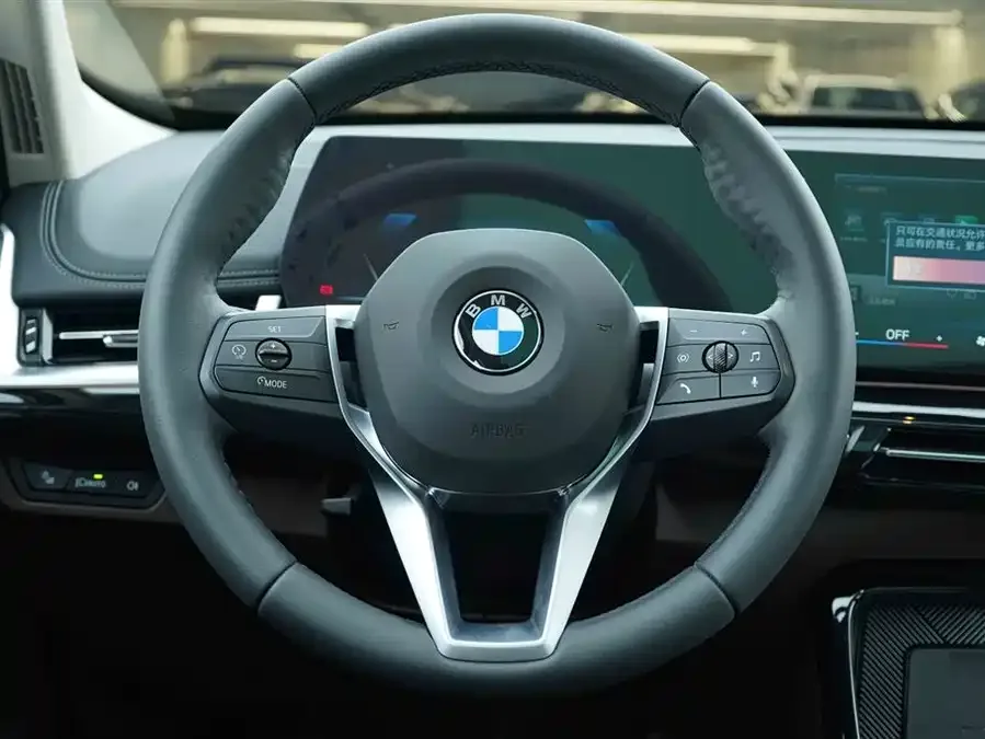 BMW X1 2025 sDrive25Li X Design Package 2025 — миниатюра 5