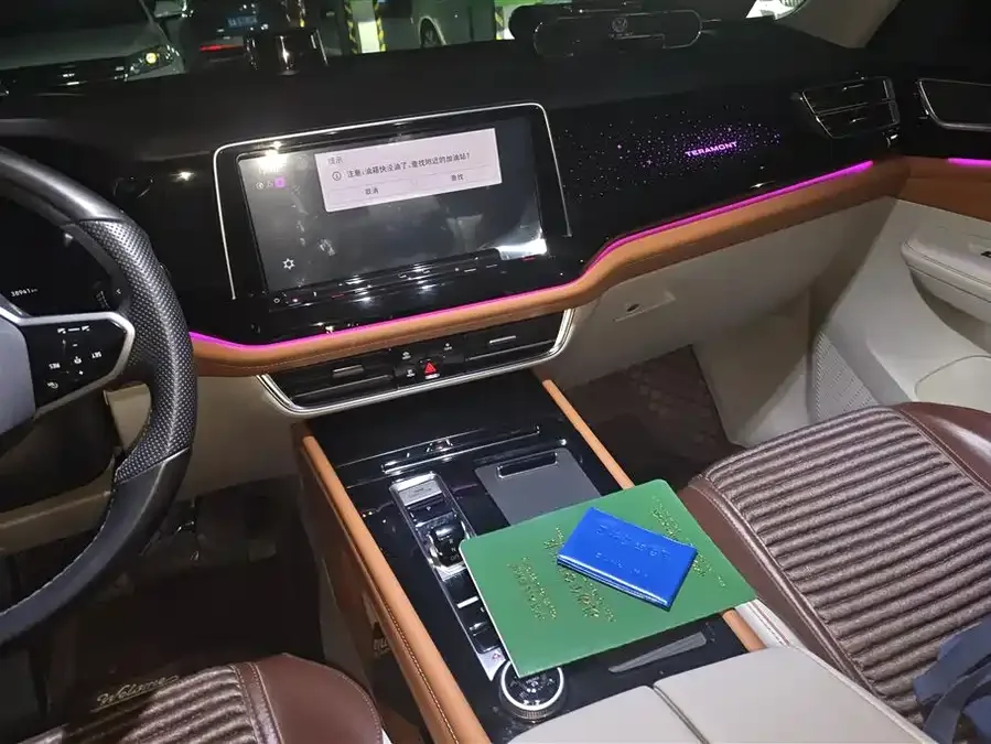 Volkswagen Teramont 2022 Touron 380TSI 4WD Luxury Edition 2022 — миниатюра 4