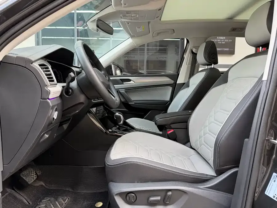 Volkswagen Tayron Tanyue 2024 330TSI two-wheel drive R-Line high-energy version 2024 — миниатюра 3