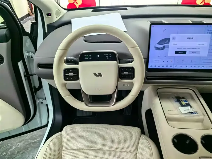 Li Ideal i8 Ideal i8 2025 Standard Edition 2025 — миниатюра 3