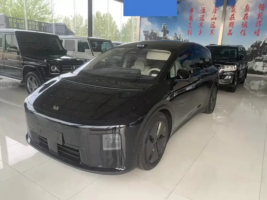 Li Ideal i8 2025