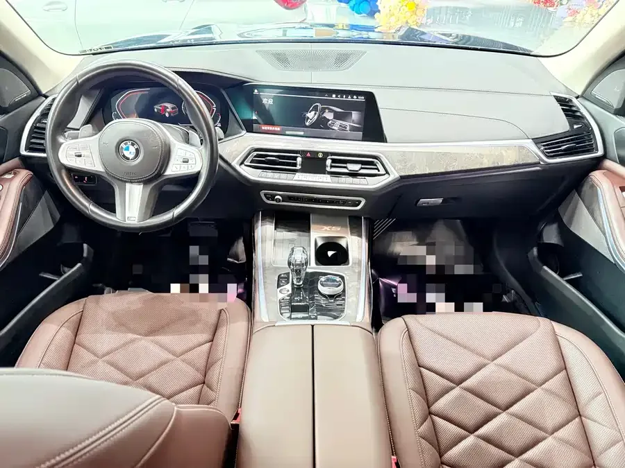 BMW X5 2022 xDrive 30Li M Sport Package 2022 — миниатюра 2