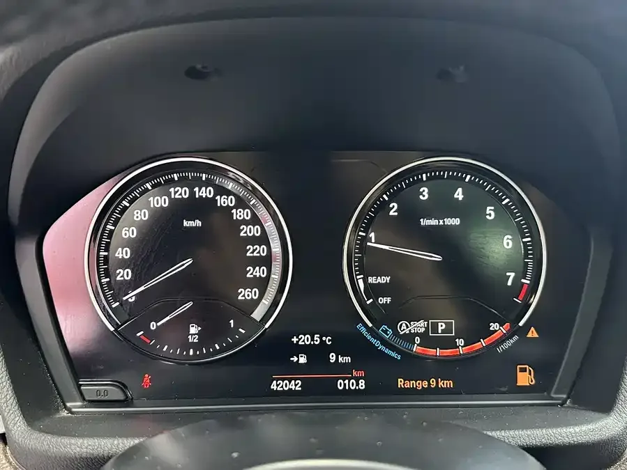 BMW X1 2022 sDrive20Li Exclusive Model 2022 — миниатюра 5