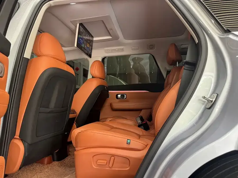 Leapmotor C16 Leapmotor C16 2024 Pure Electric 520 Premium Edition 2024 — миниатюра 2
