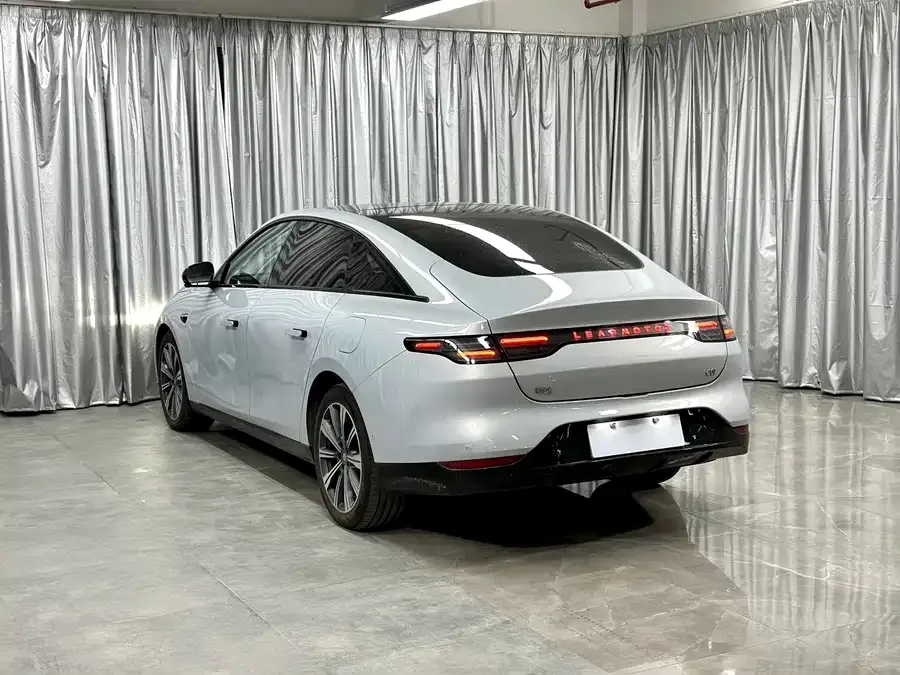 Leapmotor C01 Leapmotor C01 2023 Extended Range 316 Smart Edition 2023 — миниатюра 5