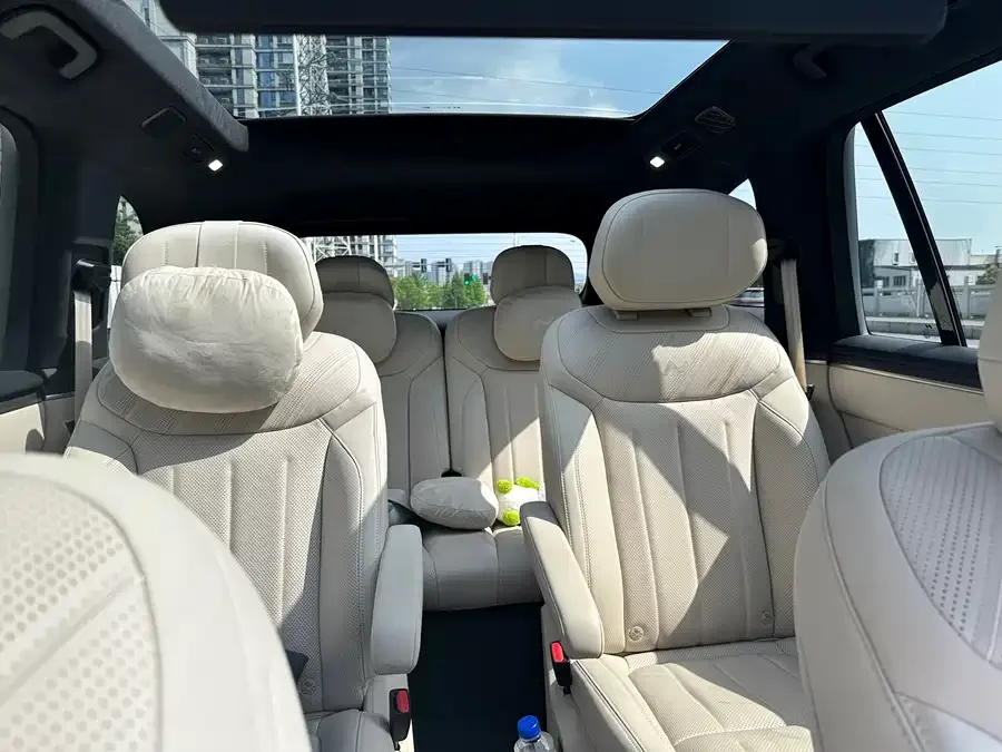 Lok Dao L90 2025 Audi L90 Ultra 7-seater 2026 — миниатюра 3