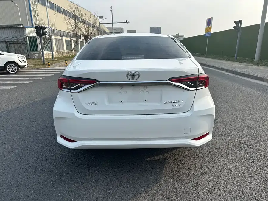 Toyota Corolla Corolla 2022 1.2T S-CVT Pioneer PLUS Edition 2022 — миниатюра 2