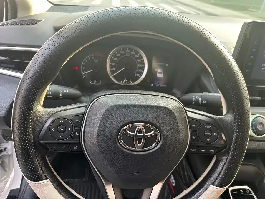 Toyota Corolla Corolla 2022 1.2T S-CVT Pioneer PLUS Edition 2022 — миниатюра 4