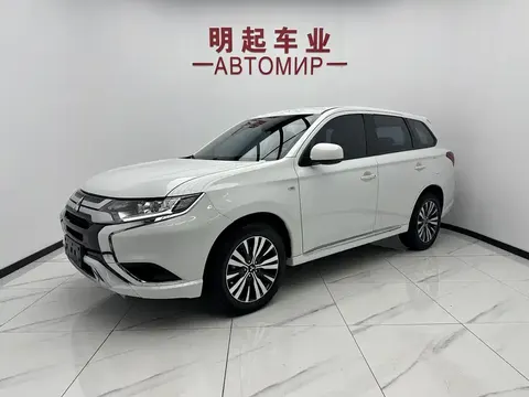 Mitsubishi Outlander 2022 buy in Moscow