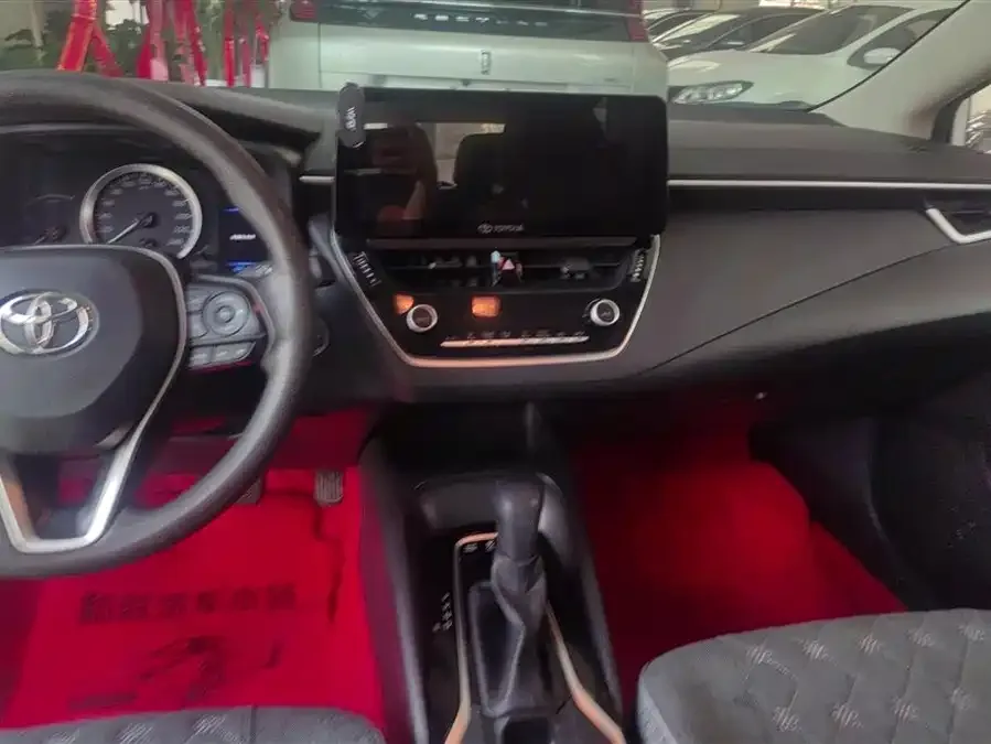 Toyota Corolla 2022 Corolla Hybrid 1.8L E-CVT Pioneer Edition 2023 — миниатюра 4