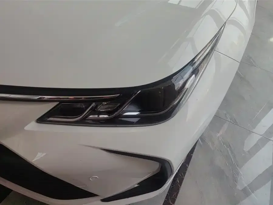Toyota Corolla 2022 Corolla Hybrid 1.8L E-CVT Pioneer Edition 2023 — миниатюра 5