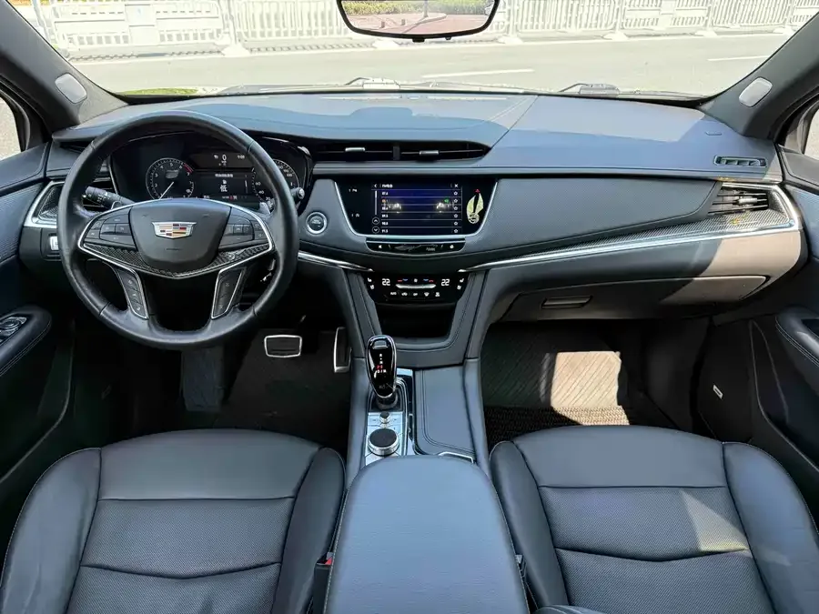 Cadillac XT5 2023 2.0T 4WD Premium Edition (Ultimate Edition) 2024 — миниатюра 2