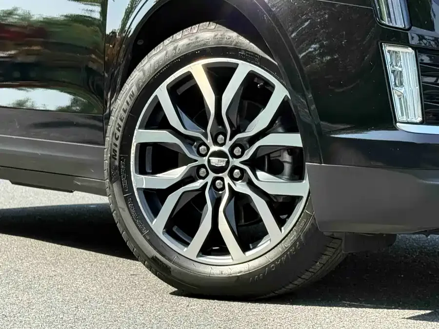 Cadillac XT5 2023 2.0T 4WD Premium Edition (Ultimate Edition) 2024 — миниатюра 5
