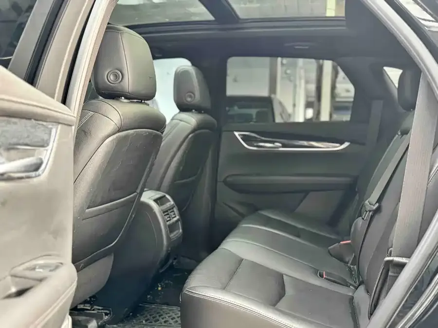 Cadillac XT5 2022 2.0T two-wheel drive luxury model 2022 — миниатюра 4