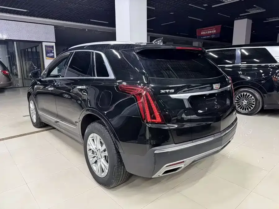Cadillac XT5 2022 2.0T two-wheel drive luxury model 2022 — миниатюра 3