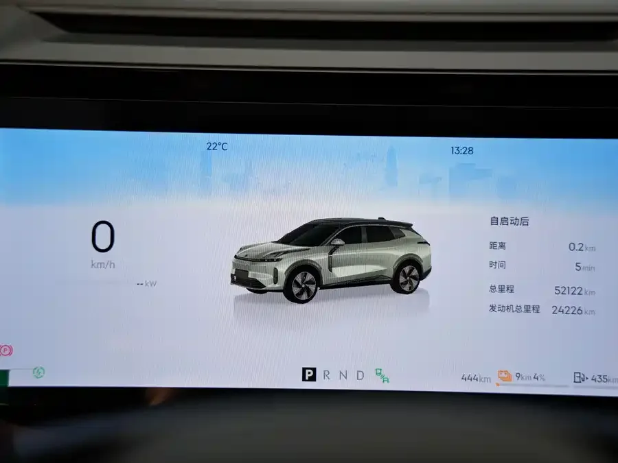 Lynk & Co 08 EM-P Lynk & Co 08 EM-P 2023 220km 4WD performance Halo 2023 — миниатюра 3