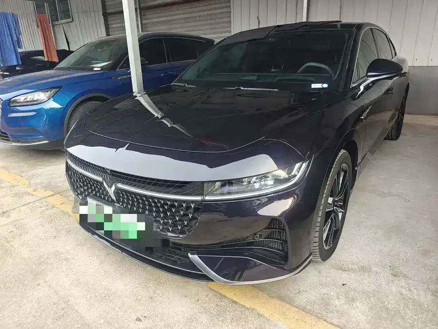 Voyah Lantu light chasing 2024
