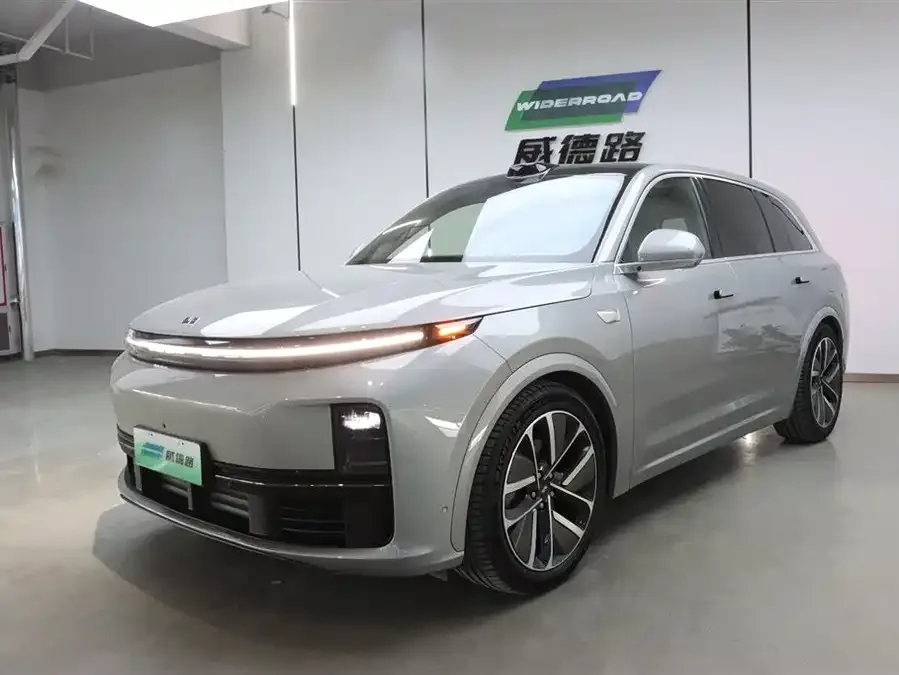 Li Xiang L7 Ideal L7 2024 MAX 2024 — фото 1, купить с доставкой в Москву