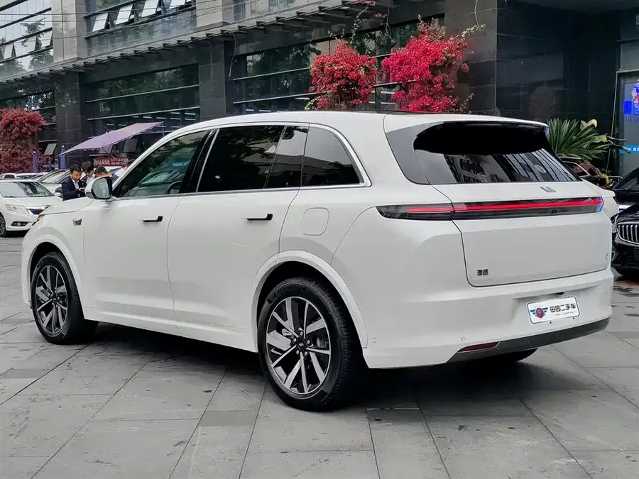 Li Xiang L7 Ideal L7 2023 Max 2023 — миниатюра 4
