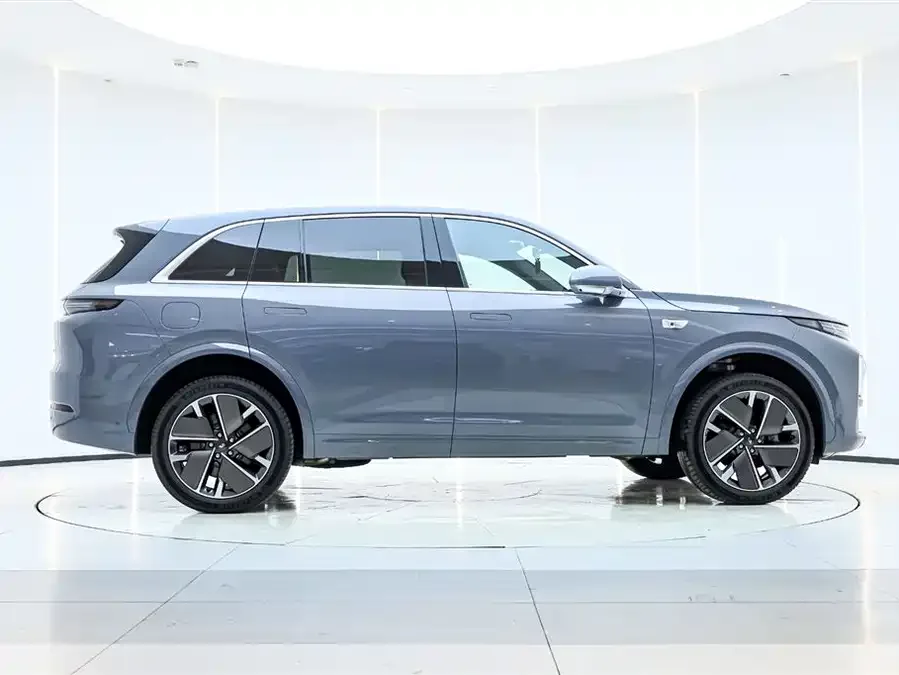 Li Xiang L7 Ideal L7 2025 Ultra Smart New Edition 2025 — миниатюра 2