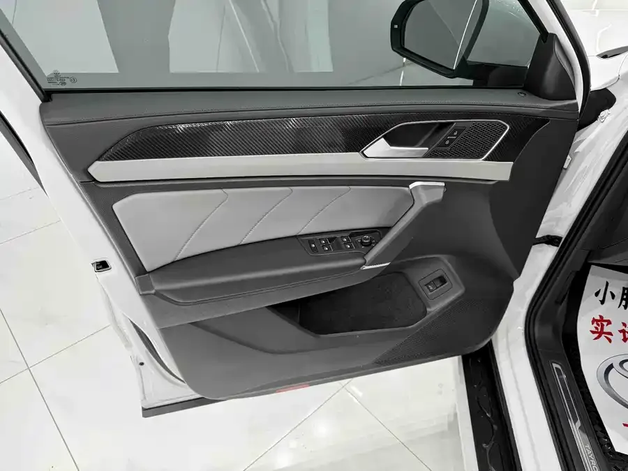 Volkswagen Tayron Tanyue 2023 280TSI 2WD Luxury Plus Advanced Edition 2023 — миниатюра 5