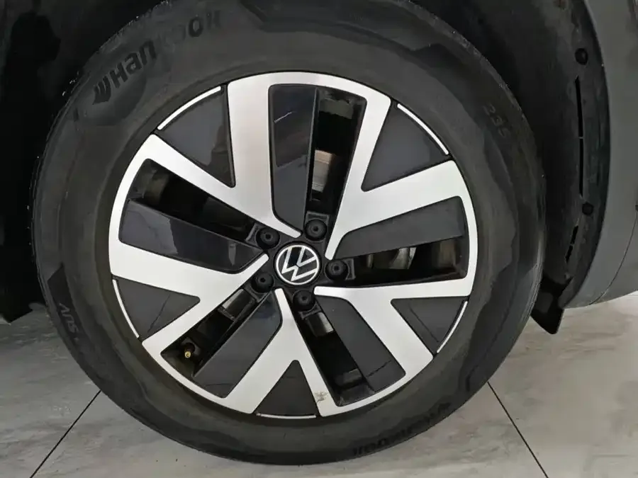 Volkswagen Tayron Tanyue 2023 280TSI 2WD Luxury Plus Advanced Edition 2022 — миниатюра 4