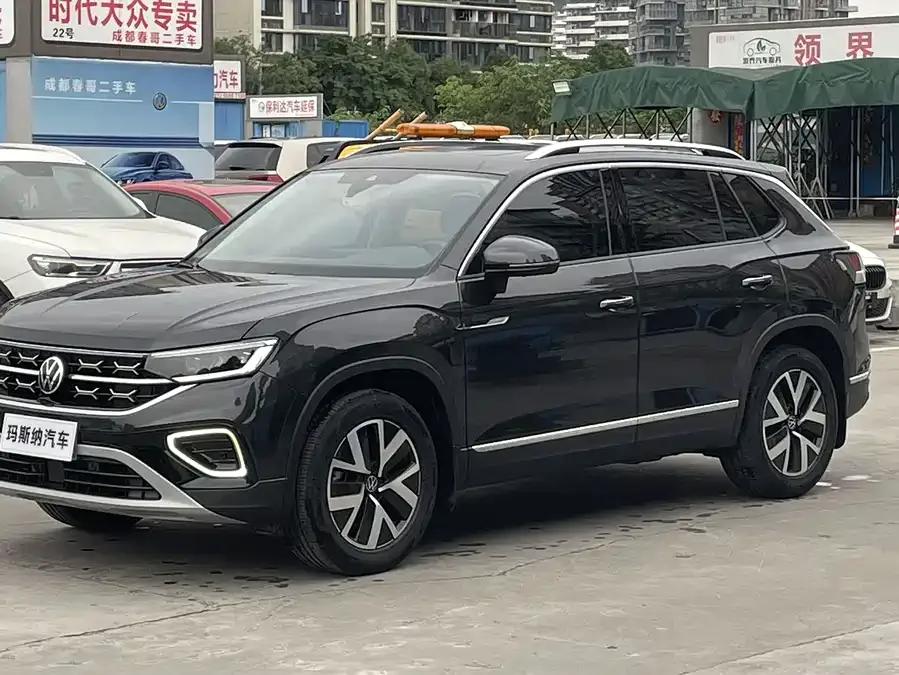 Volkswagen Tayron Tanyue 2023 280TSI 2WD Luxury Plus Advanced Edition 2023 — фото 1, купить с доставкой в Москву