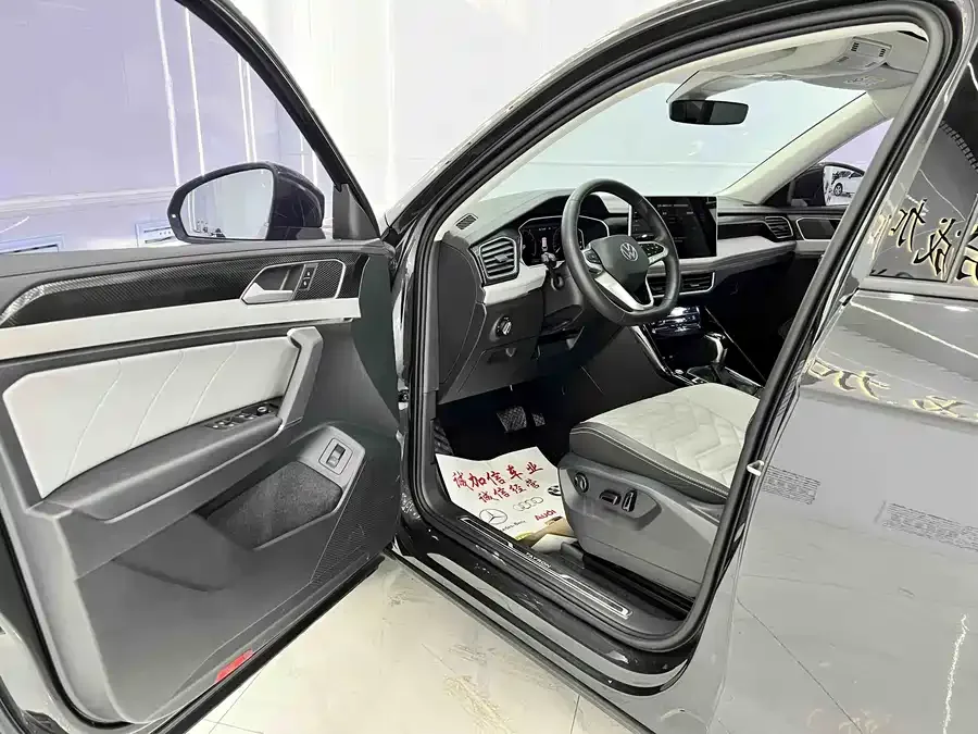 Volkswagen Tayron Tanyue 2023 280TSI 2WD Luxury Plus Advanced Edition 2023 — миниатюра 4