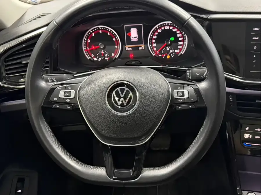 Volkswagen Tayron Tanyue 2022 280TSI 2WD Luxury Smart Edition 2022 — миниатюра 3