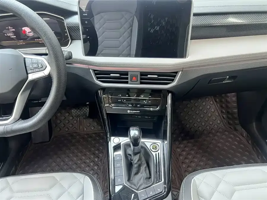 Volkswagen Tayron Tanyue 2023 280TSI 2WD Luxury Plus Advanced Edition 2022 — миниатюра 3
