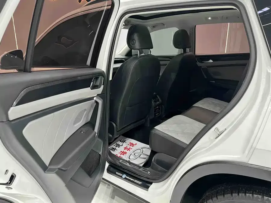 Volkswagen Tayron Tanyue 2023 280TSI 2WD Luxury Plus Advanced Edition 2023 — миниатюра 3