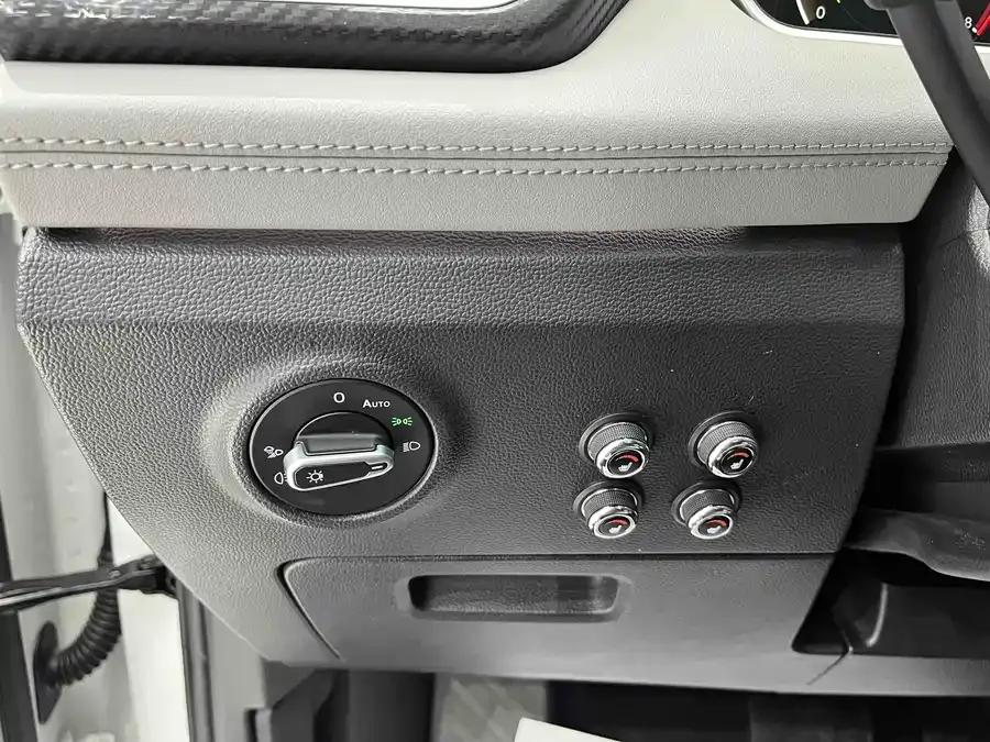 Volkswagen Tayron Tanyue 2023 280TSI 2WD Luxury Plus Advanced Edition 2023 — миниатюра 5