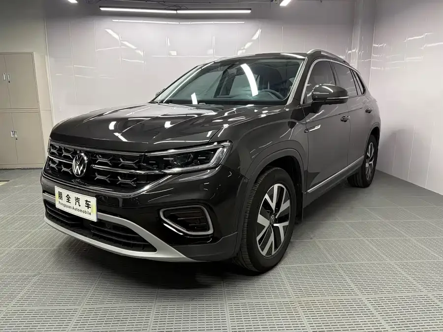 Volkswagen Tayron Tanyue 2023 280TSI 2WD Luxury Plus Advanced Edition 2023 — фото 1, купить с доставкой в Москву