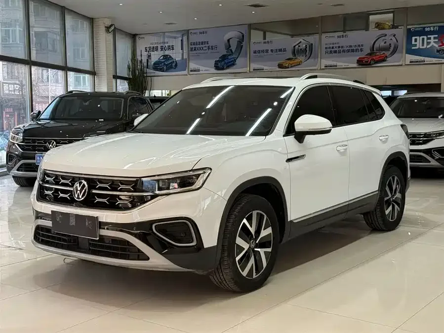Volkswagen Tayron Tanyue 2023 280TSI 2WD Luxury Plus Advanced Edition 2023 — фото 1, купить с доставкой в Москву